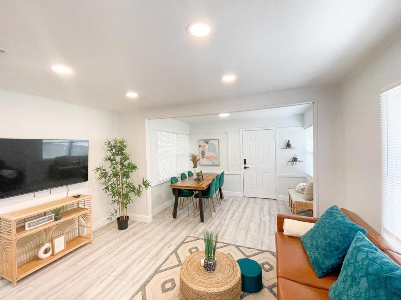Homey Cozy Newly Renovated Stylish&Chic 7 Guests Tampa Extérieur photo